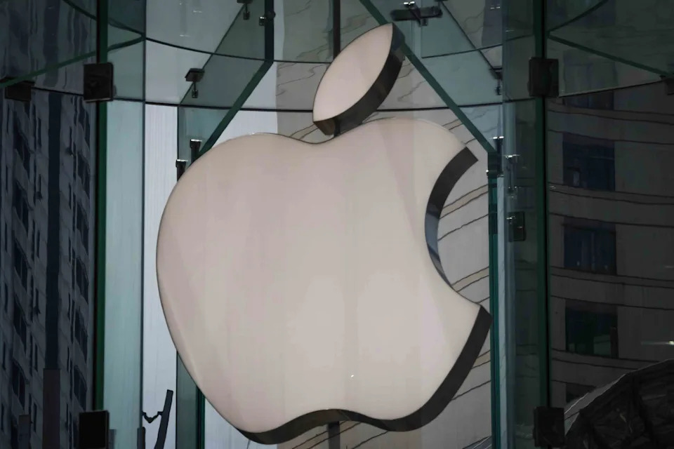 Apple Stock Slips Amid Worries About Tariff Impact